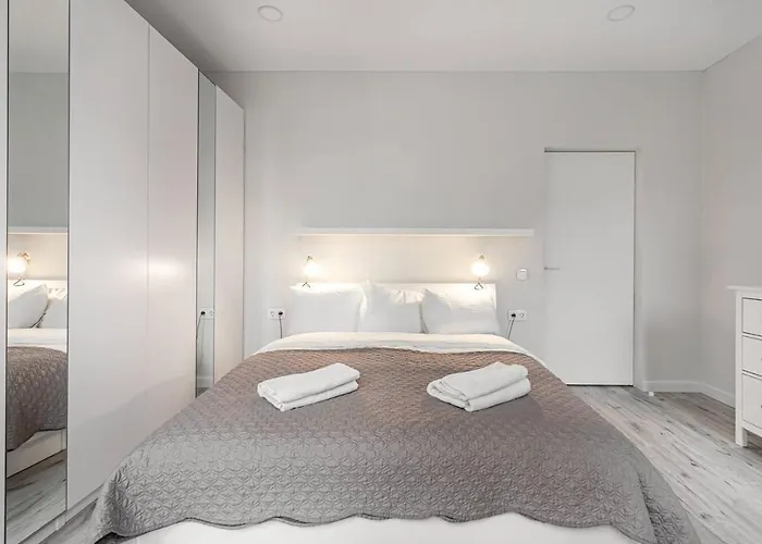 Apartament Happy Vip, Self Check-in-24x7, A-c, Parking-in-the-underground-garage Wilno