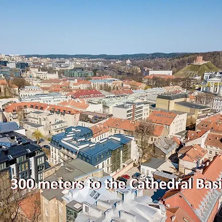 Butas Happy Vip, Self Check-in-24x7, A-c, Parking-in-the-underground-garage