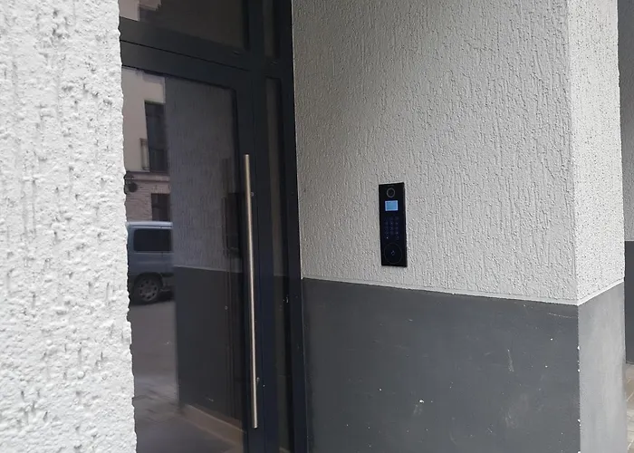 Happy Vip, Self Check-in-24x7, A-c, Parking-in-the-underground-garage *