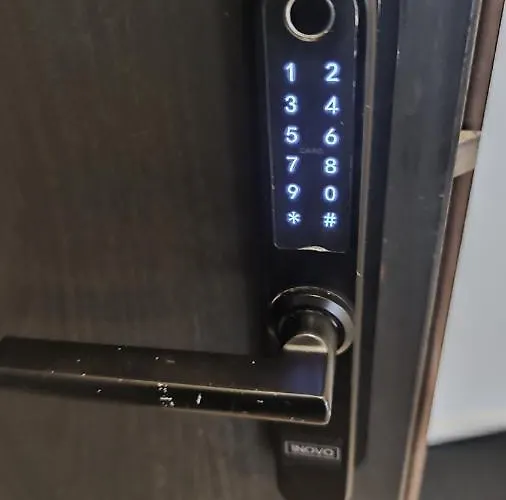 Happy Vip, Self Check-in-24x7, A-c, Parking-in-the-underground-garage Vilnius